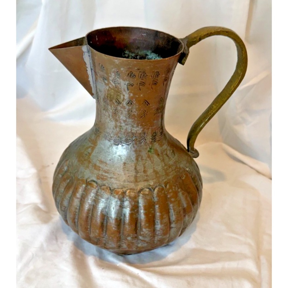 Vintage 1960s United Arab Republic Hand Hammered Tinned Copper Ewer Pitcher UAR - Picture 2 of 11
